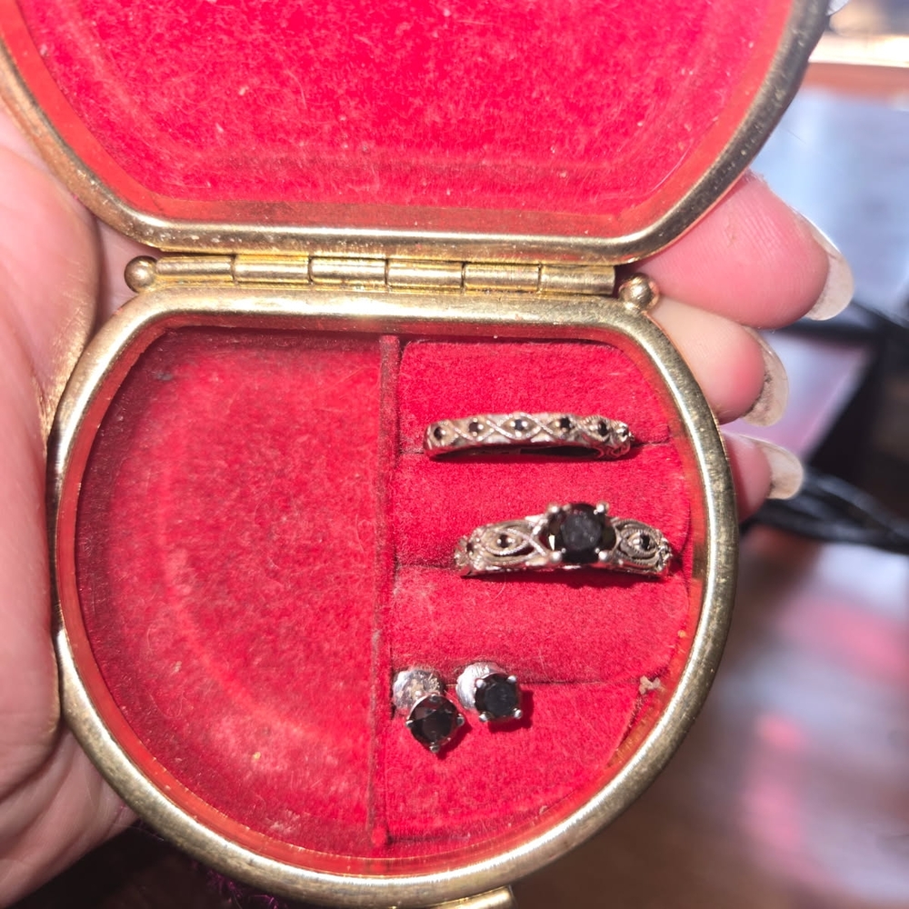 Elegant Silver and Black Jewelry Set